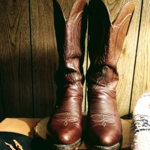 “Luchese Western Boots - Womens size 9.5”